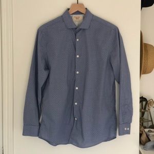 Light blue Penguin button up shirt w white accents